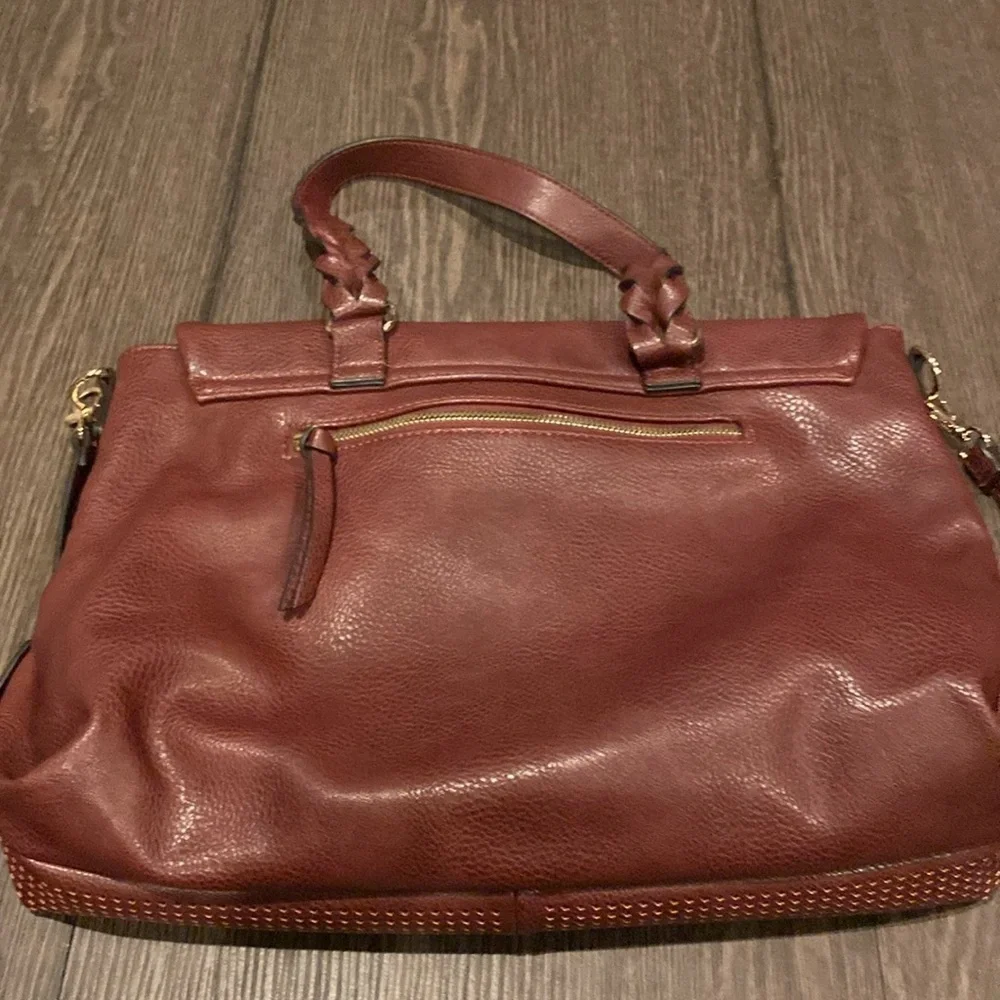 Market and Spruce shoulder purse. Brown. Multiple pockets.